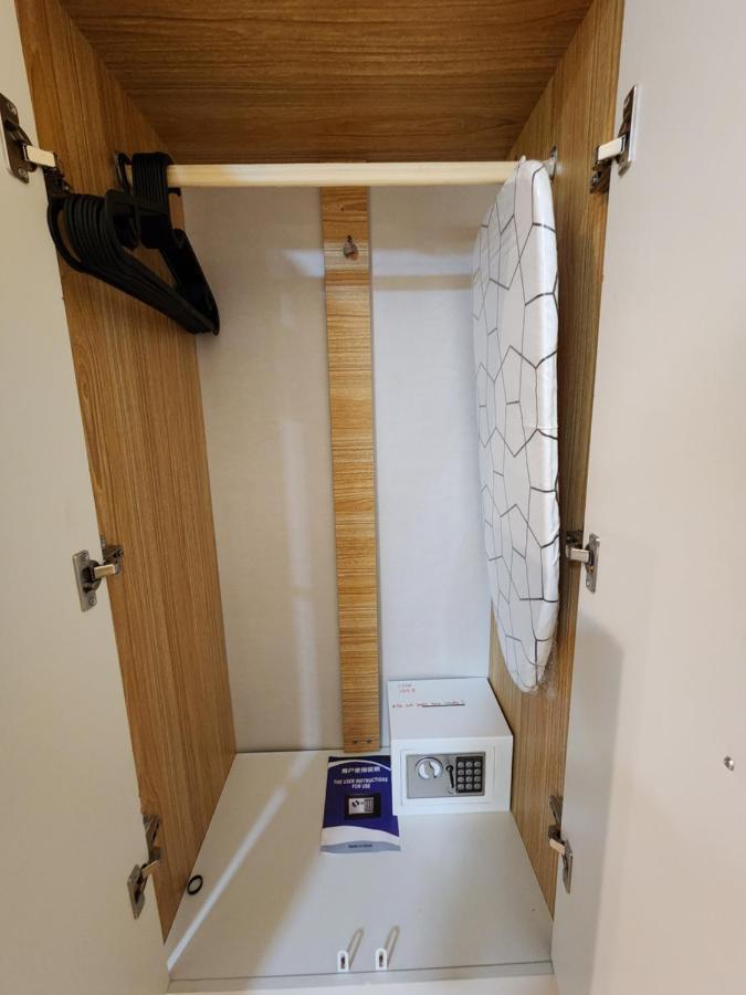Spacious Cozy Suite At The Venice Mall With Free Parking And Washing Machine (Adults Only) Тагиг Экстерьер фото